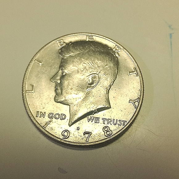1978 (D) Kennedy Half dollar GREAT condition RARE - Picture 2 of 3
